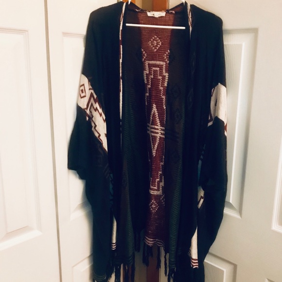 Aztec Cardigan - Picture 1 of 3